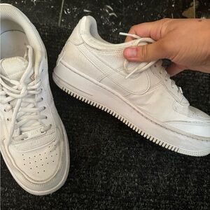 NIKE AIR FORCE 1 women size 9.5 men’s size 7.5